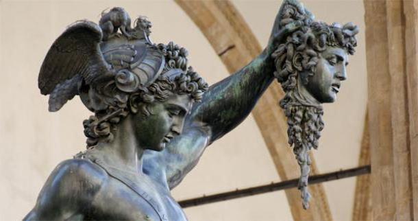 Bůh Perseus ve starověké řecké mytologii, syn Dia a Danae